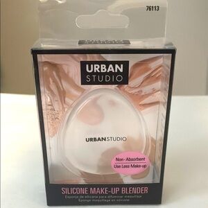 4/$20 Urban Studio Makeup Blender